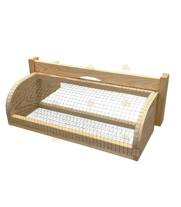 Houten beschermkooi tegen hoornaars Dadant Blatt 10-raams kasten